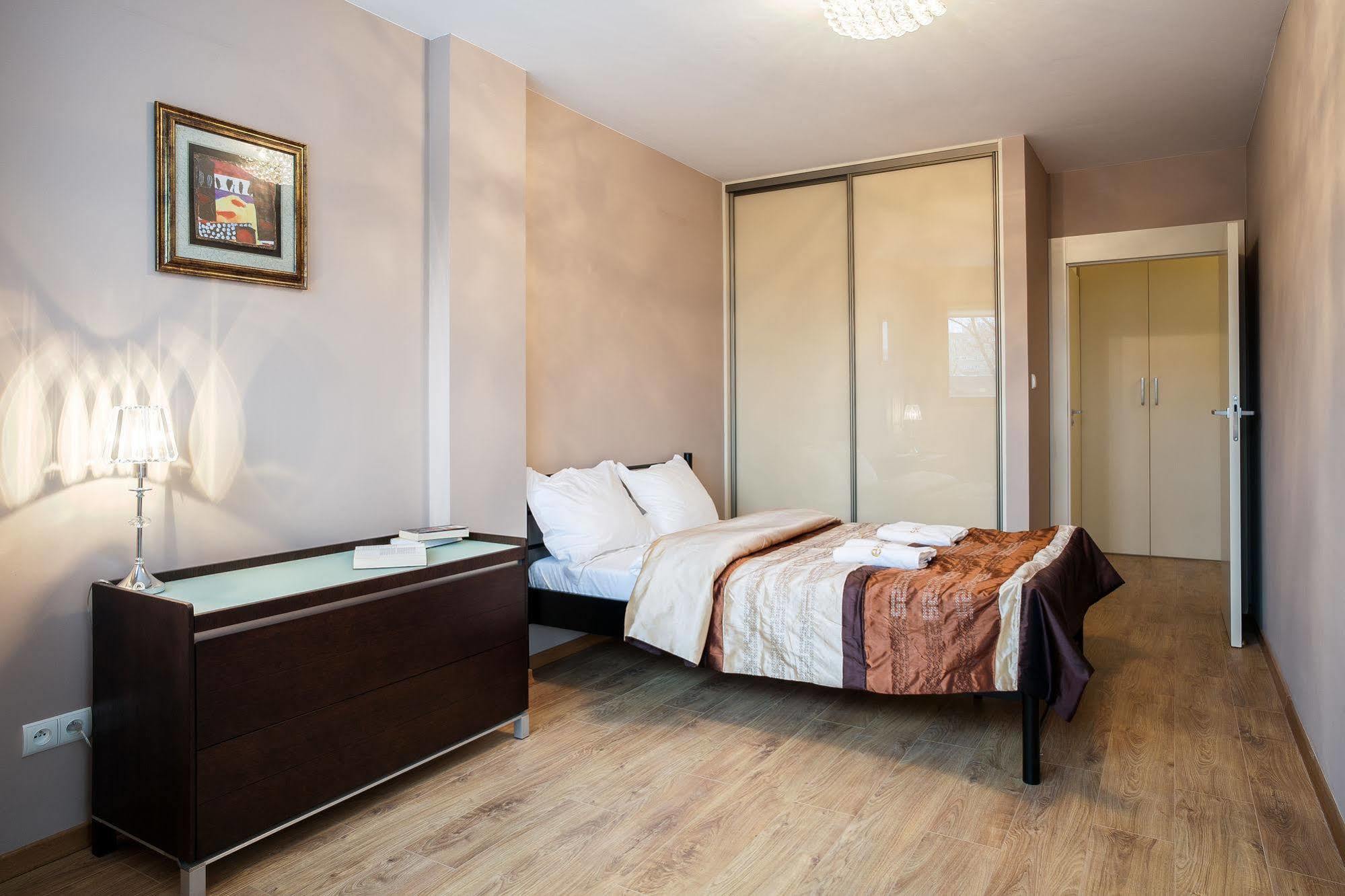 Browary Warszawskie P&o Serviced Apartment *