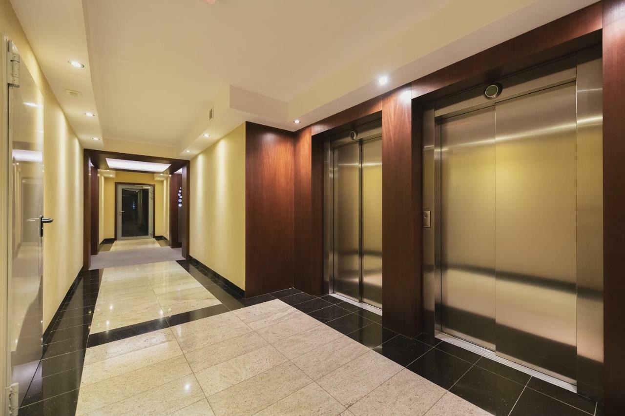 Apartment Browary Warszawskie P&o Serviced *